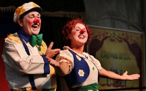 Caravana Emcena Brasil traz cultura circense para Praça Santa Terezinha 