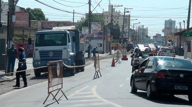Avenida Independência passa por recapeamento