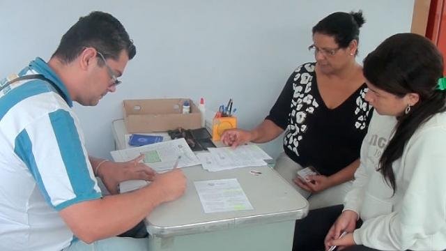 Balcão de empregos faz mutirão no Parque Três Marias