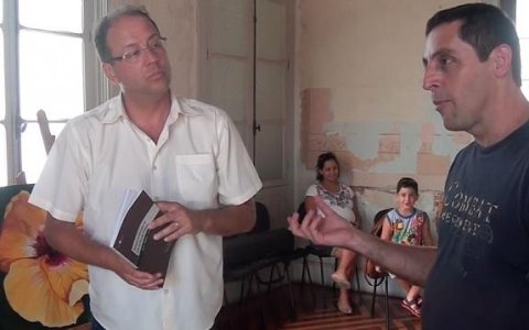 Professores lançam livro sobre a história da educação