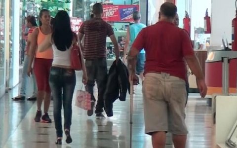 Comércio de Taubaté amplia horário atendimento
