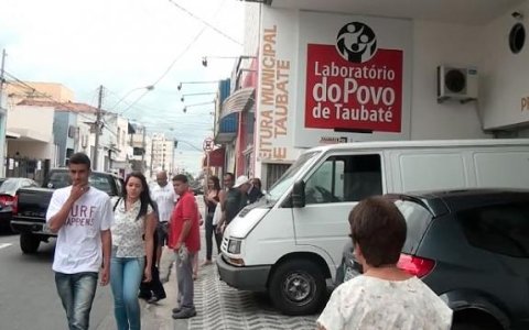 Laboratório do Povo fecha temporariamente 