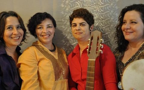 Batuque das Sinhás realiza show na cidade