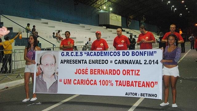 Bonfim traz enredo polêmico para Avenida do Povo