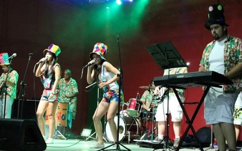 Quririm tem primeira noite de folia 