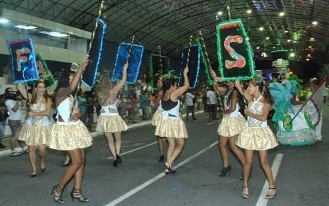 Desfile Bloco dos Farrapos