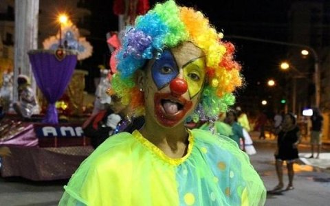 Desfile da Escola de Samba Corintianos do Coração Taubateano