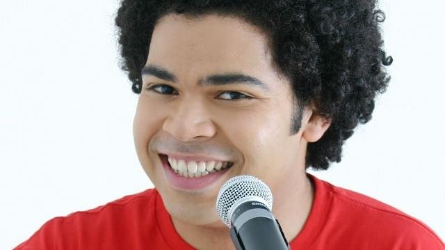 Robson Nunes traz espetáculo “Afrobege”
