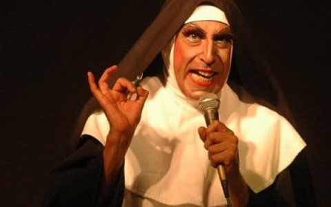 Teatro Metrópole inicia atividades culturais de 2014