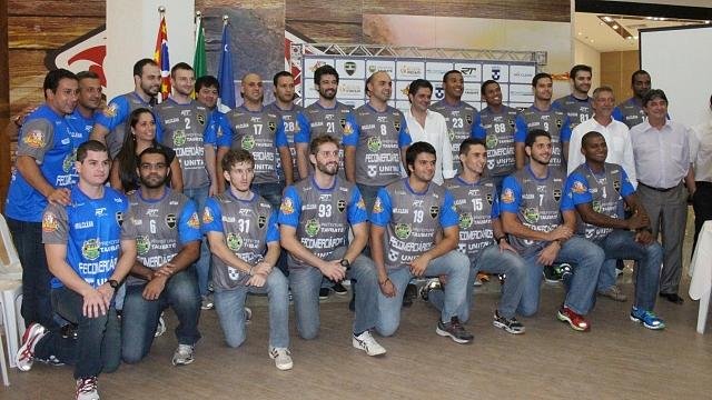 Handebol Taubaté apresenta elenco para temporada 2014