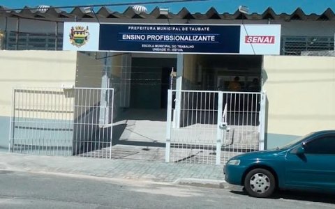 Escola do Trabalho oferece 756 vagas