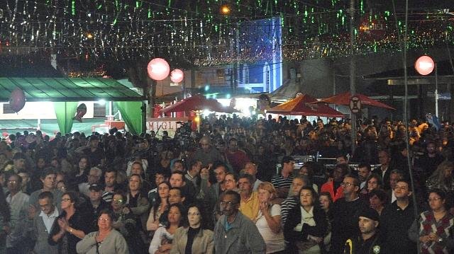 Festa de Quiririm tem público lotado