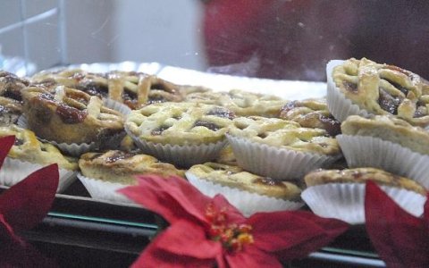 Culinária atrai turistas para a Festa Italiana