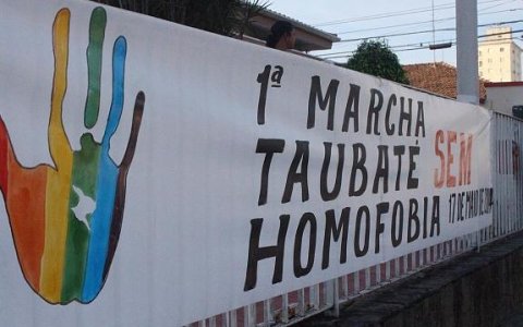 ONG realiza 1ª Marcha Taubaté Sem Homofobia