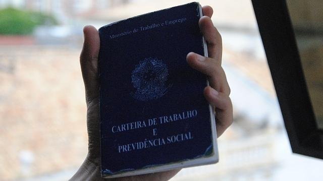 Balcão de Empregos oferece 240 vagas na cidade