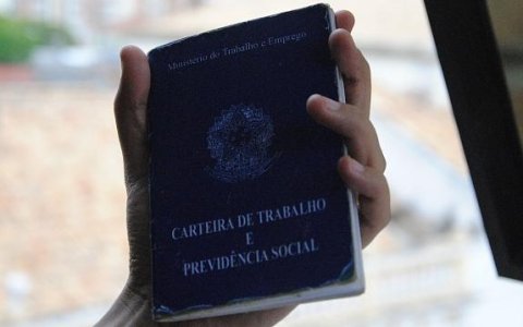 Balcão de Empregos oferece 240 vagas na cidade