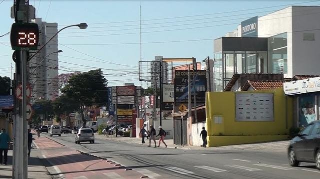 Radares no trânsito divide opiniões na cidade