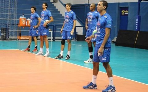 Vôlei Taubaté e Sesi-SP decidem título do Paulista no ginásio do Abaeté
