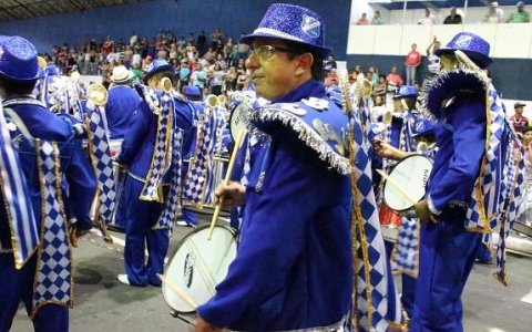 Estiva vai em busca do inédito tetracampeonato