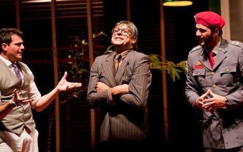 “Homes no Divã” debate universo masculino no Teatro Metrópole