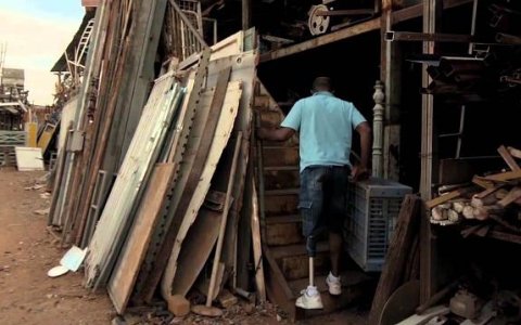 Sala Mazzaropi exibe filme “Branco sai, preto fica”