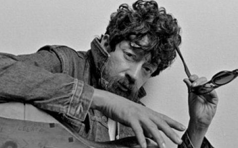 Raul Seixas é homenageado com exposição no Centro Cultural