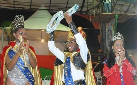 Melhores momentos do carnaval 2016 de Taubaté