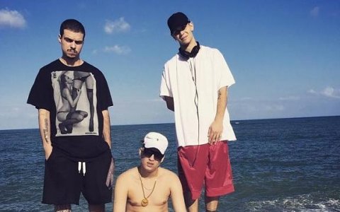 Costa Gold se apresenta em Taubaté