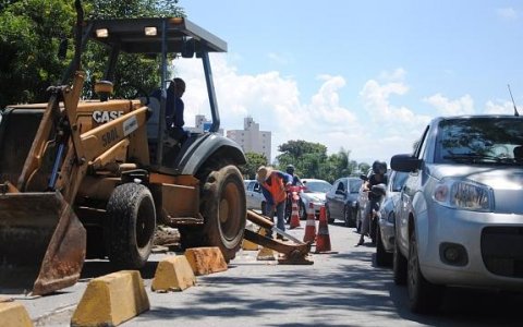Alterações no viaduto do Belém causam congestionamento