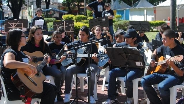 13 de julho é comemorado na Praça Santa Terezinha