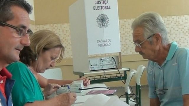 Senhor de 75 anos é exemplo de cidadania