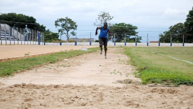 Aos 49 anos, atleta de Taubaté disputa Sul Americano