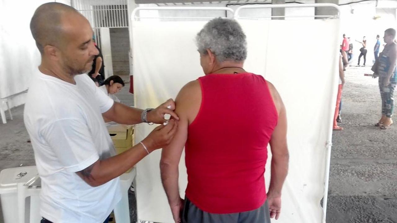 Campanha de vacinação contra febre amarela é prorrogada em Taubaté