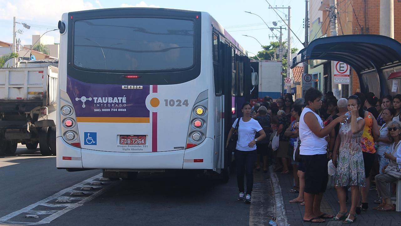 Transporte público de Taubaté opera com horário alternativo