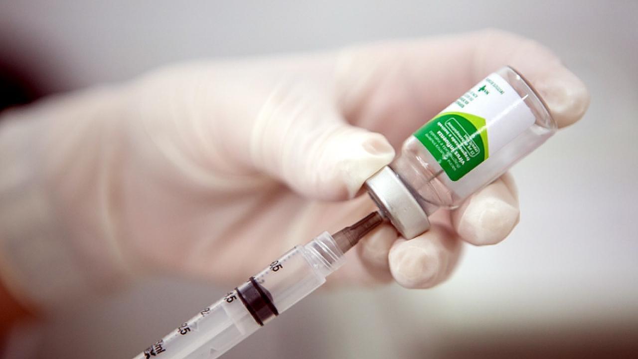 Taubaté vacina mais de 60 mil contra gripe