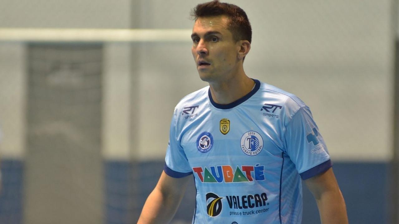 Taubaté Futsal recebe equipe do craque Falcão nesta segunda-feira