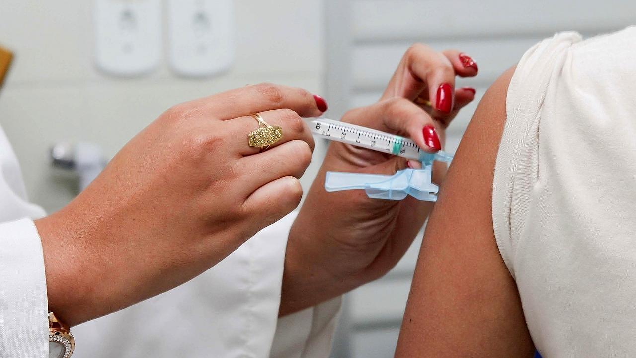 Taubaté recebe novo lote de vacinas contra meningite