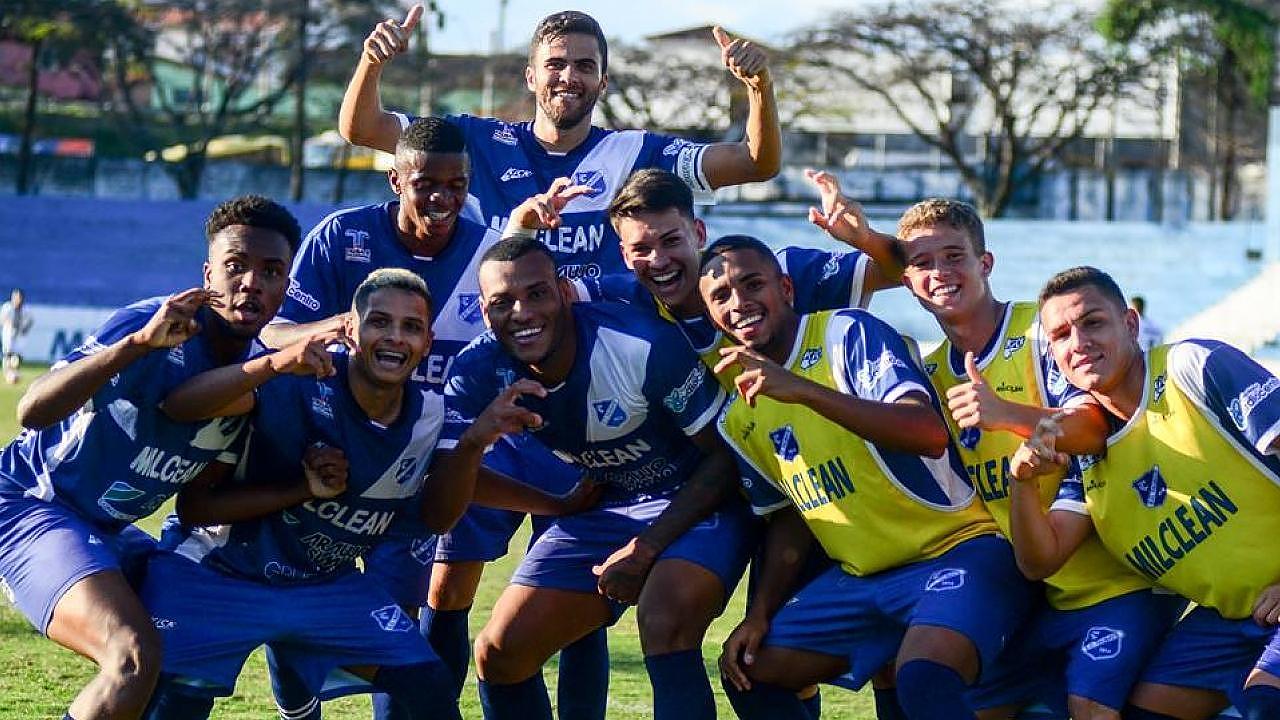 Burrão mantém invencibilidade na Copa Paulista