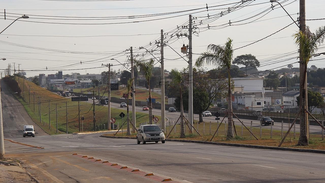 Avenida Dom Pedro I é interditada nesta quinta-feira em Taubaté 