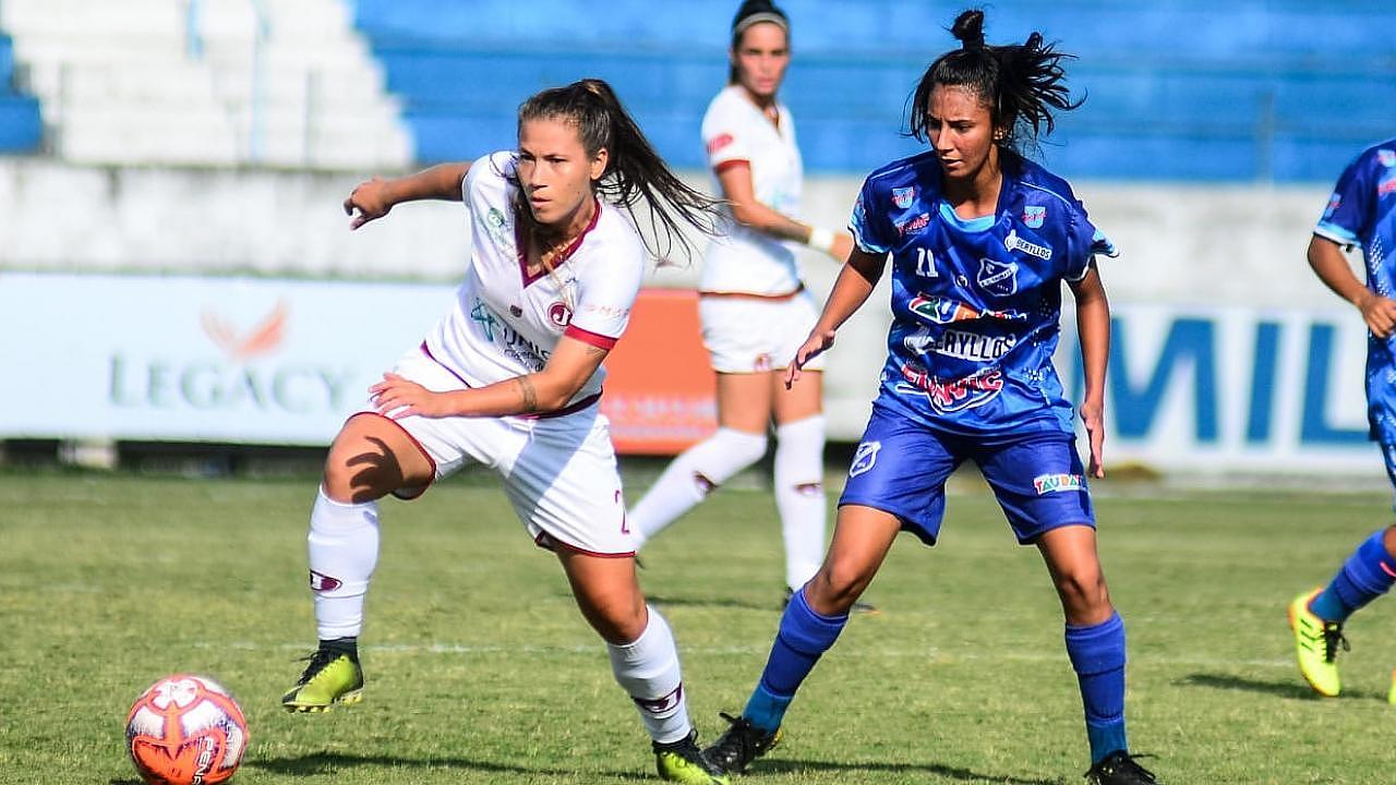 Taubaté recebe Corinthians pelo Paulista de futebol feminino