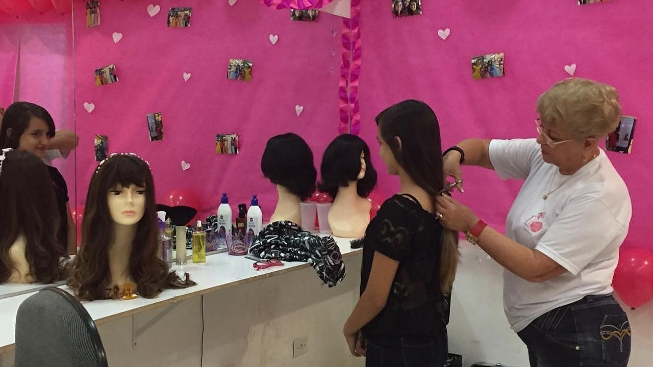 Projeto “Mulhere-se” arrecada mechas de cabelo no Taubaté Shopping