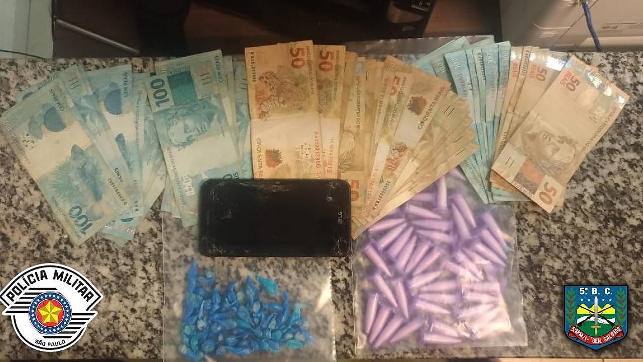 Homem é detido com drogas e mais de R$3,9 mil em Taubaté