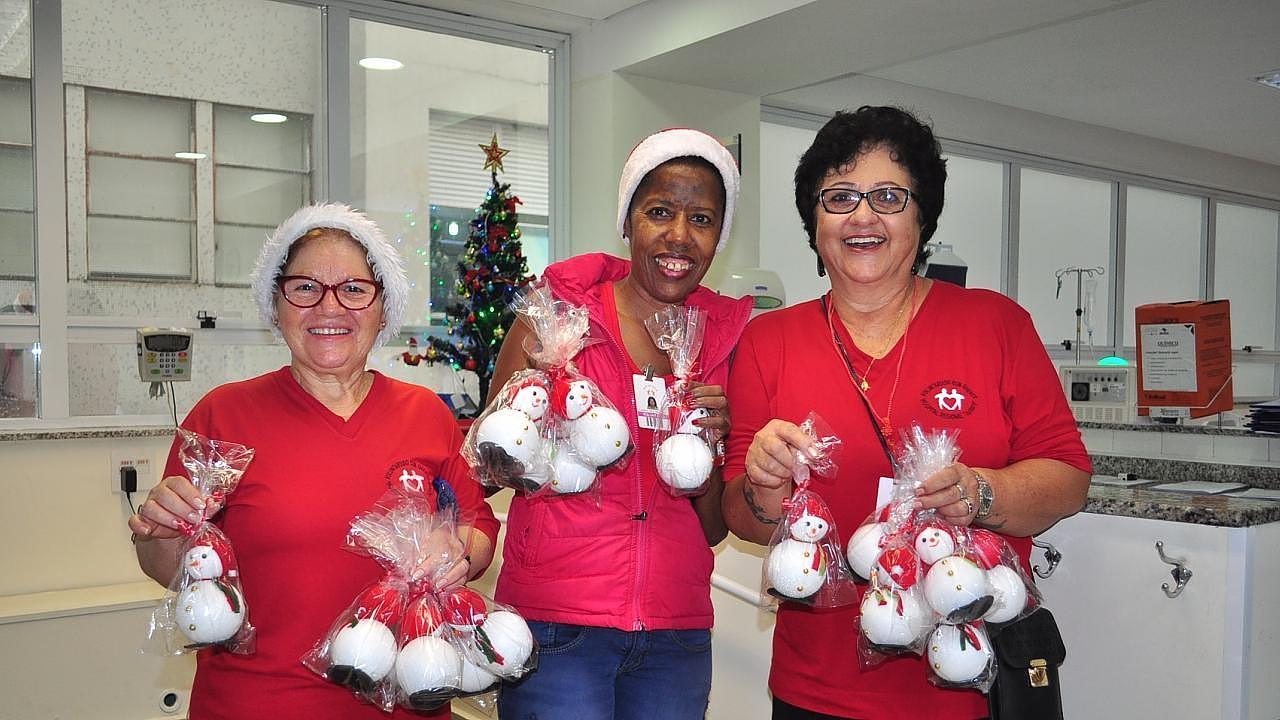 Hospital Regional realiza atividades natalinas para pacientes em Taubaté 