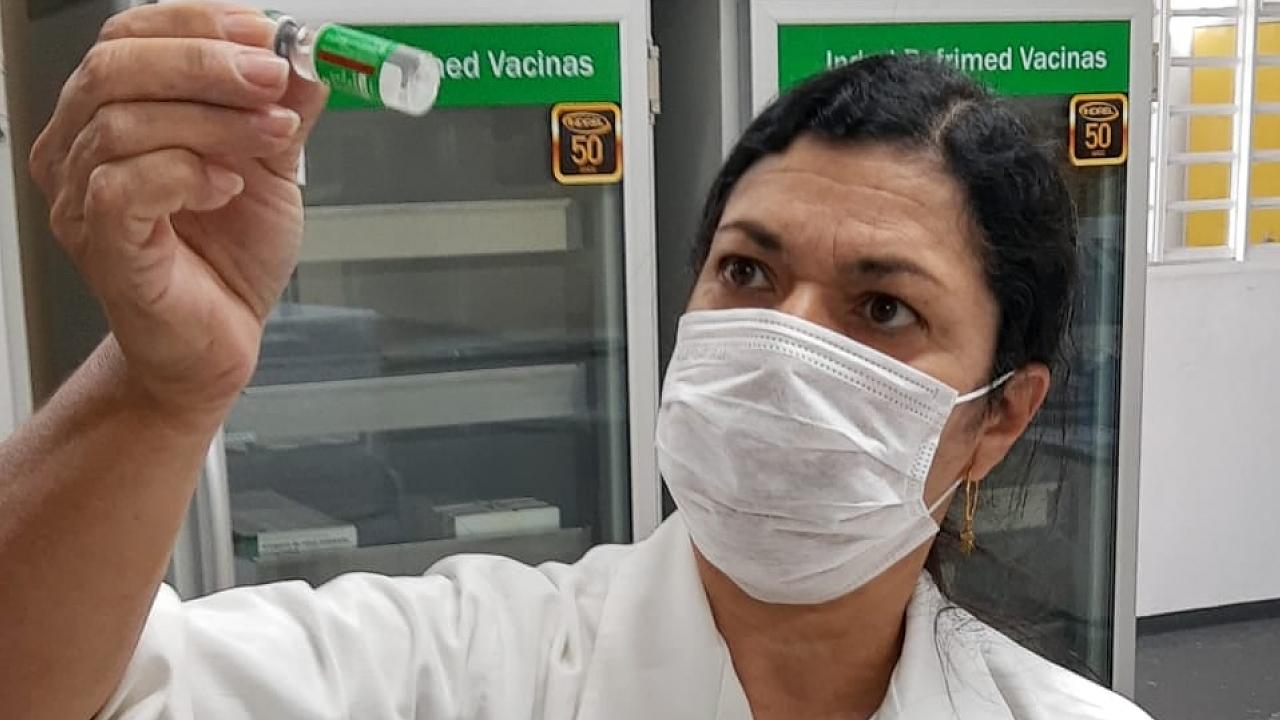 Vacinas de Oxford contra o coronavírus chegam a Taubaté