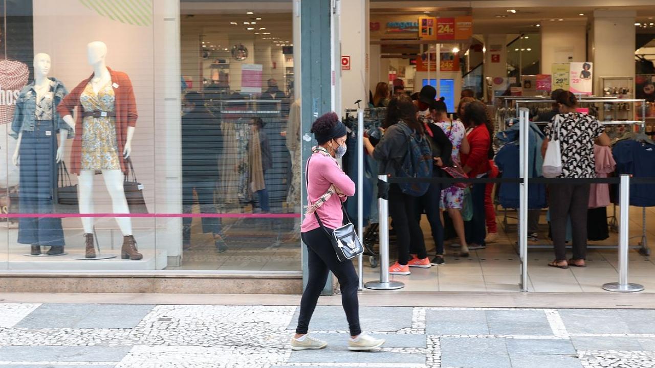 Pesquisa diz que 62,5% dos lojistas participarão da Black Friday