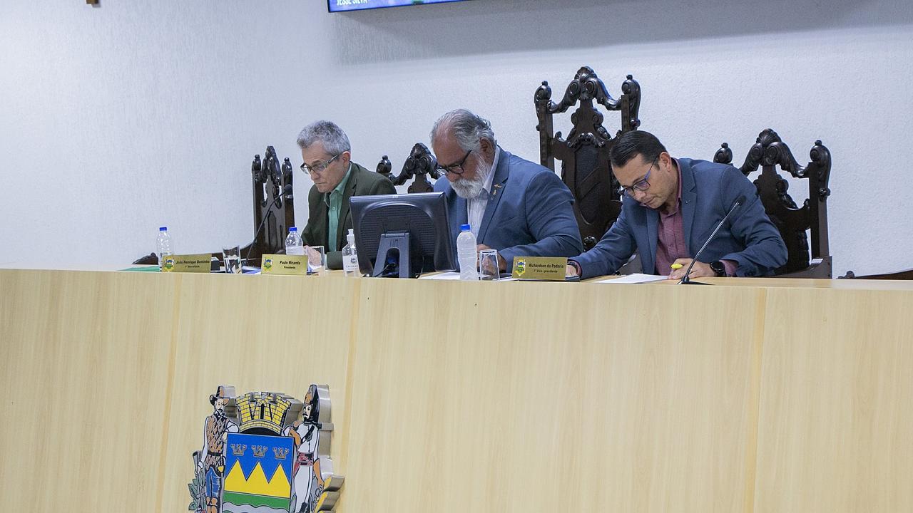 Câmara de Taubaté aprova título de cidadania ao deputado Milton Vieira Pinto