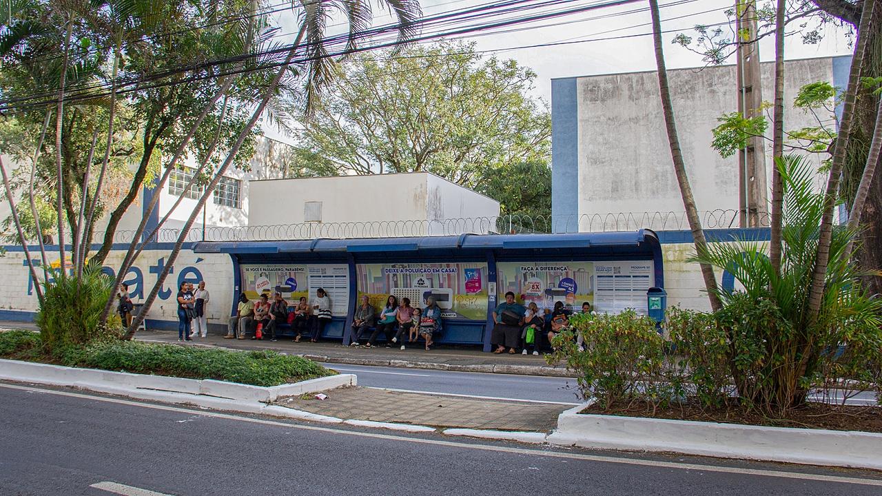 Lei garante espaço para cultura e história em pontos de ônibus em Taubaté Lei garante espaço para cultura e história em pontos de ônibus em Taubaté
