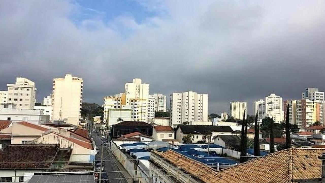 Temperaturas caem e tempo fica instável no Vale do Paraíba
