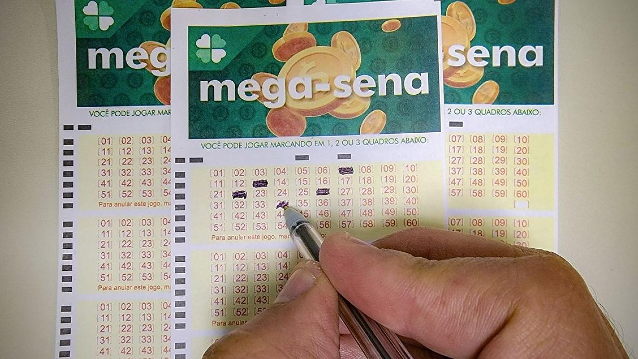 Ninguém acerta seis dezenas da Mega e prêmio vai a R$ 85 milhões Ninguém acerta seis dezenas da Mega e prêmio vai a R$ 85 milhões