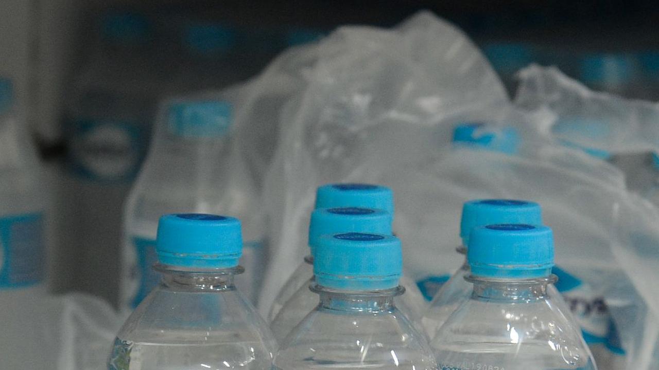 Lei obriga bares a fornecer gratuitamente água potável em São Paulo Lei obriga bares a fornecer gratuitamente água potável em São Paulo